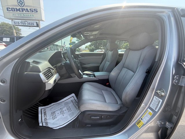 Used 2019 Honda Accord EX image 6