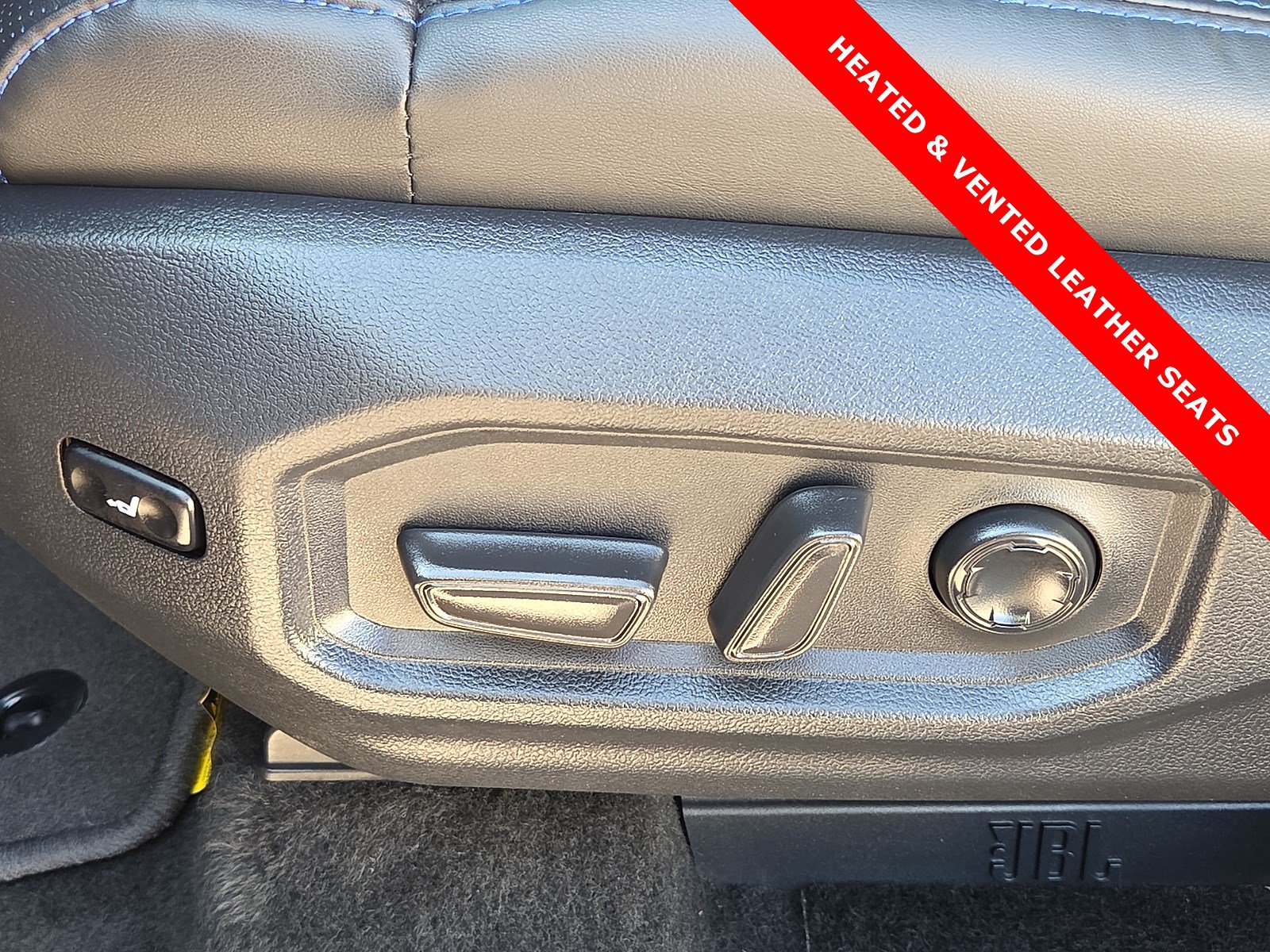 Used 2024 Toyota Tundra Platinum AWD/4WD image 14