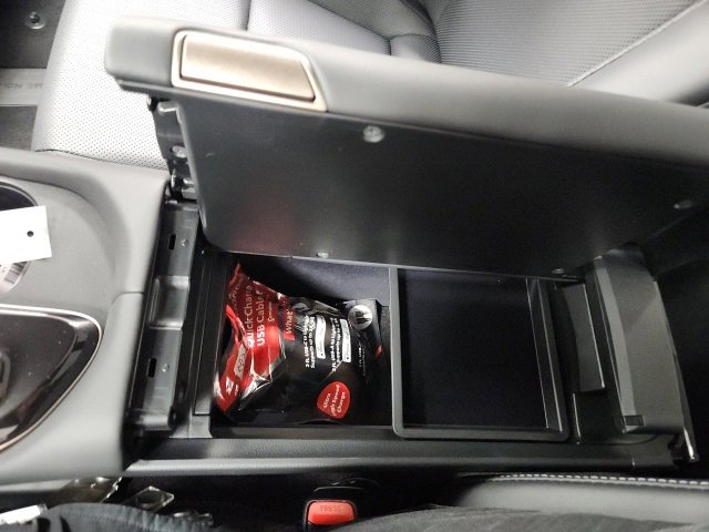 New 2026 Toyota Crown Platinum image 28