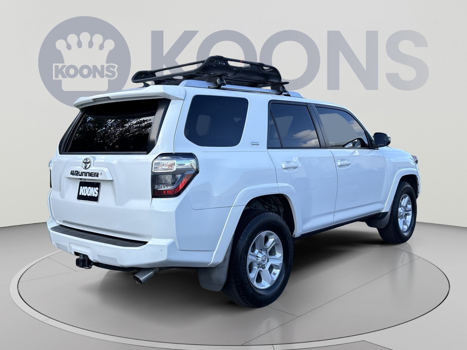 Used 2018 Toyota 4Runner SR5 Premium RWD image 7