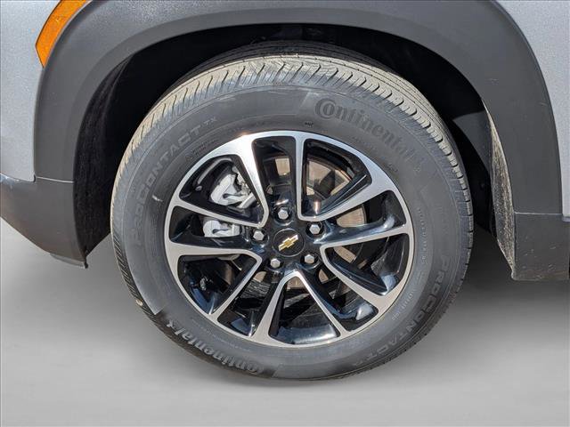 Used 2024 Chevrolet TrailBlazer LT w/ Convenience Package image 9