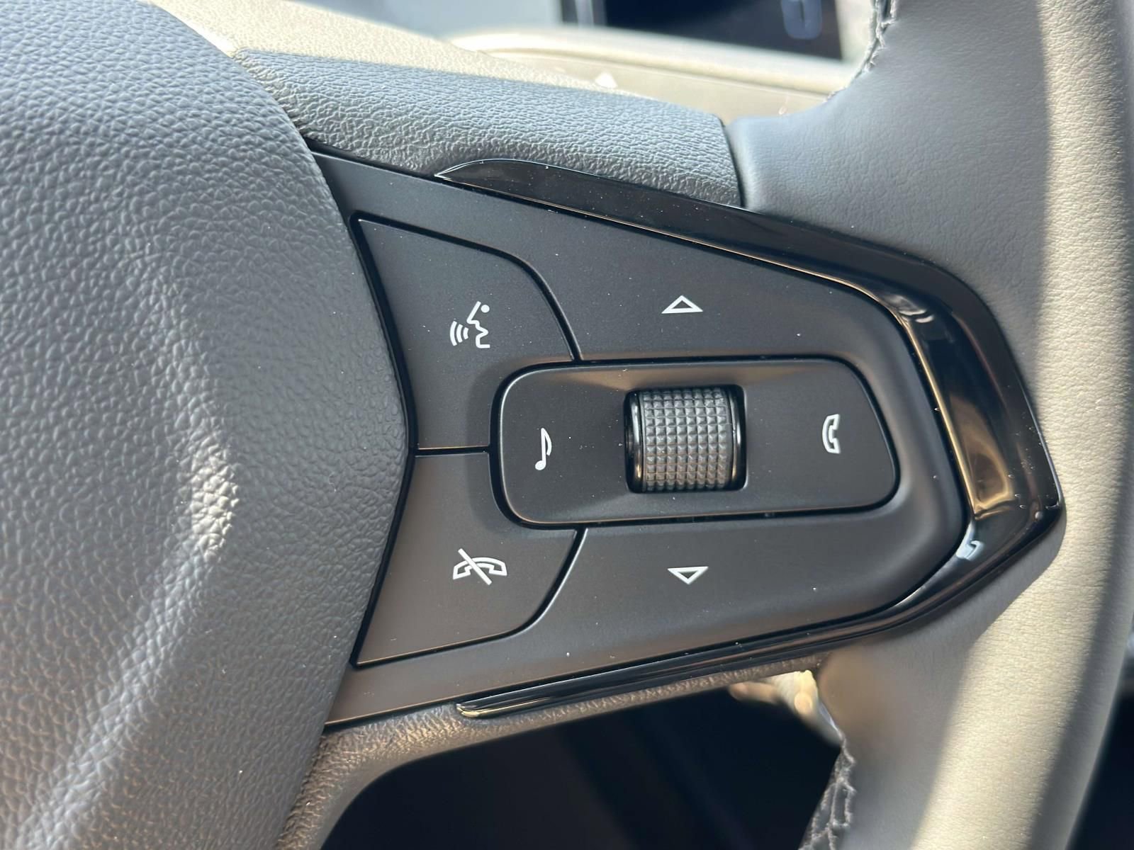 New 2027 Chevrolet Bolt RS image 14