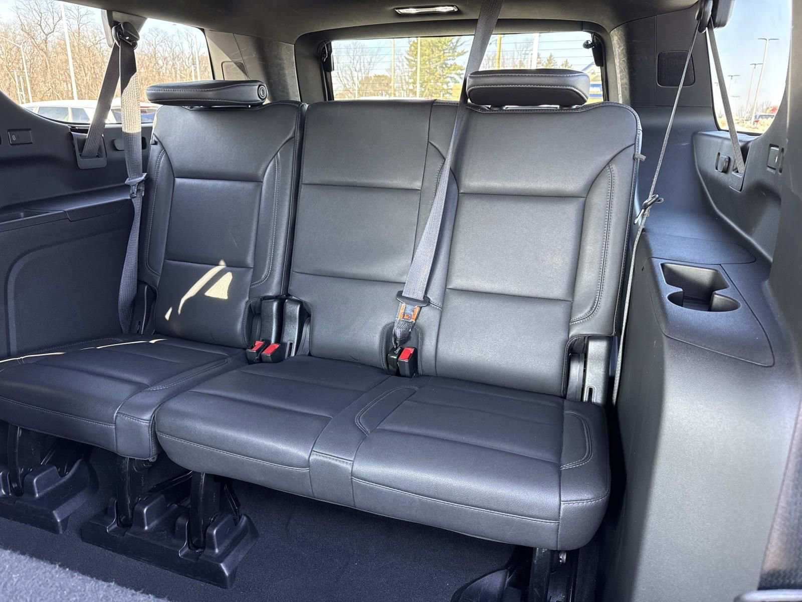 Used 2023 Chevrolet Suburban LT image 27