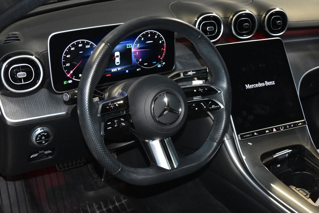 Used 2023 Mercedes-Benz C 300 4MATIC Sedan image 2