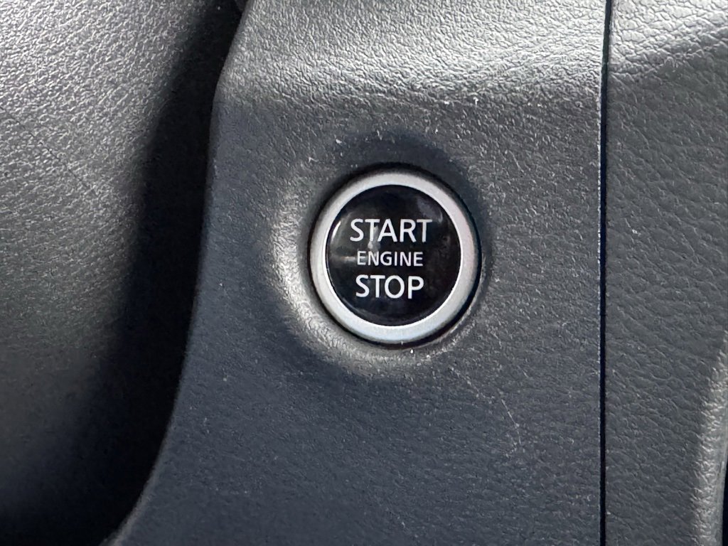 Used 2022 Nissan Frontier SV w/ Technology Package image 6