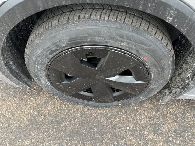 New 2026 Toyota Prius LE image 16