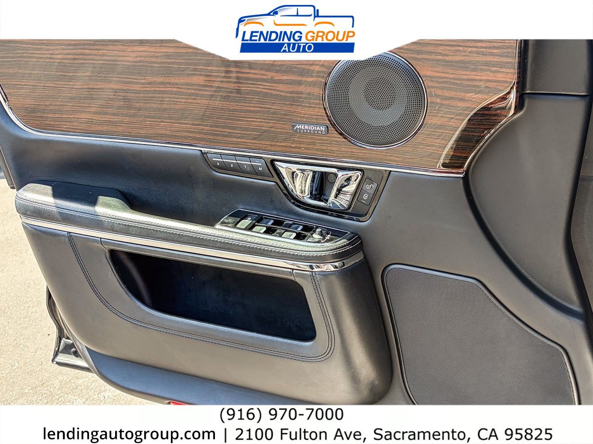 Used 2017 Jaguar XJ L Portfolio RWD image 19