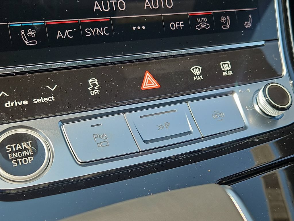 New 2026 Audi A8 L 3.0T AWD/4WD image 11