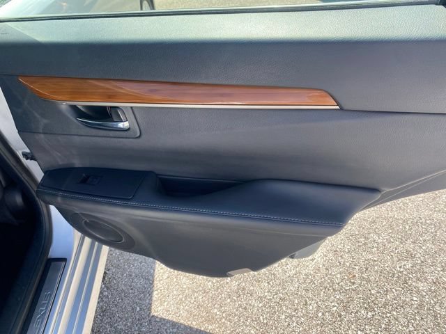 Used 2013 Lexus ES 300h w/ Luxury Pkg FWD image 25