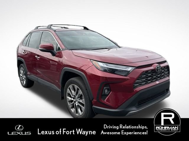 Used 2023 Toyota RAV4 Limited AWD/4WD image 3