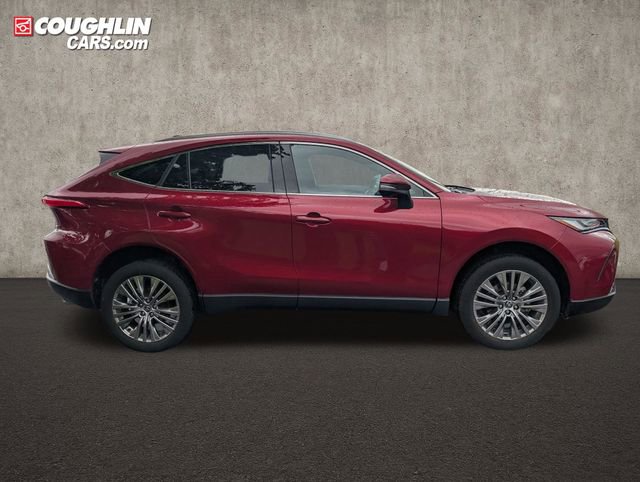 Used 2023 Toyota Venza XLE AWD/4WD image 8