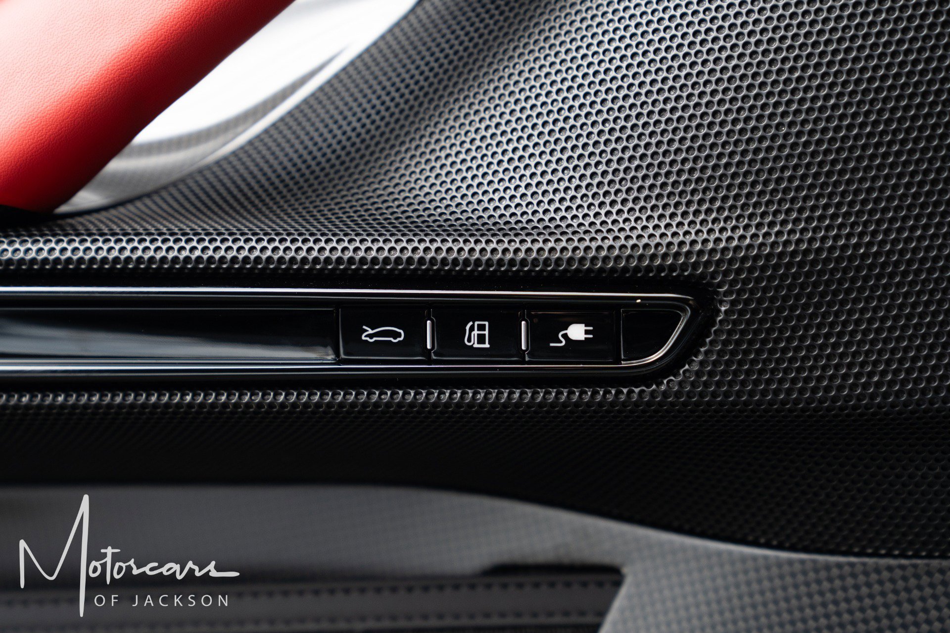 Used 2022 Ferrari SF90 Stradale image 28