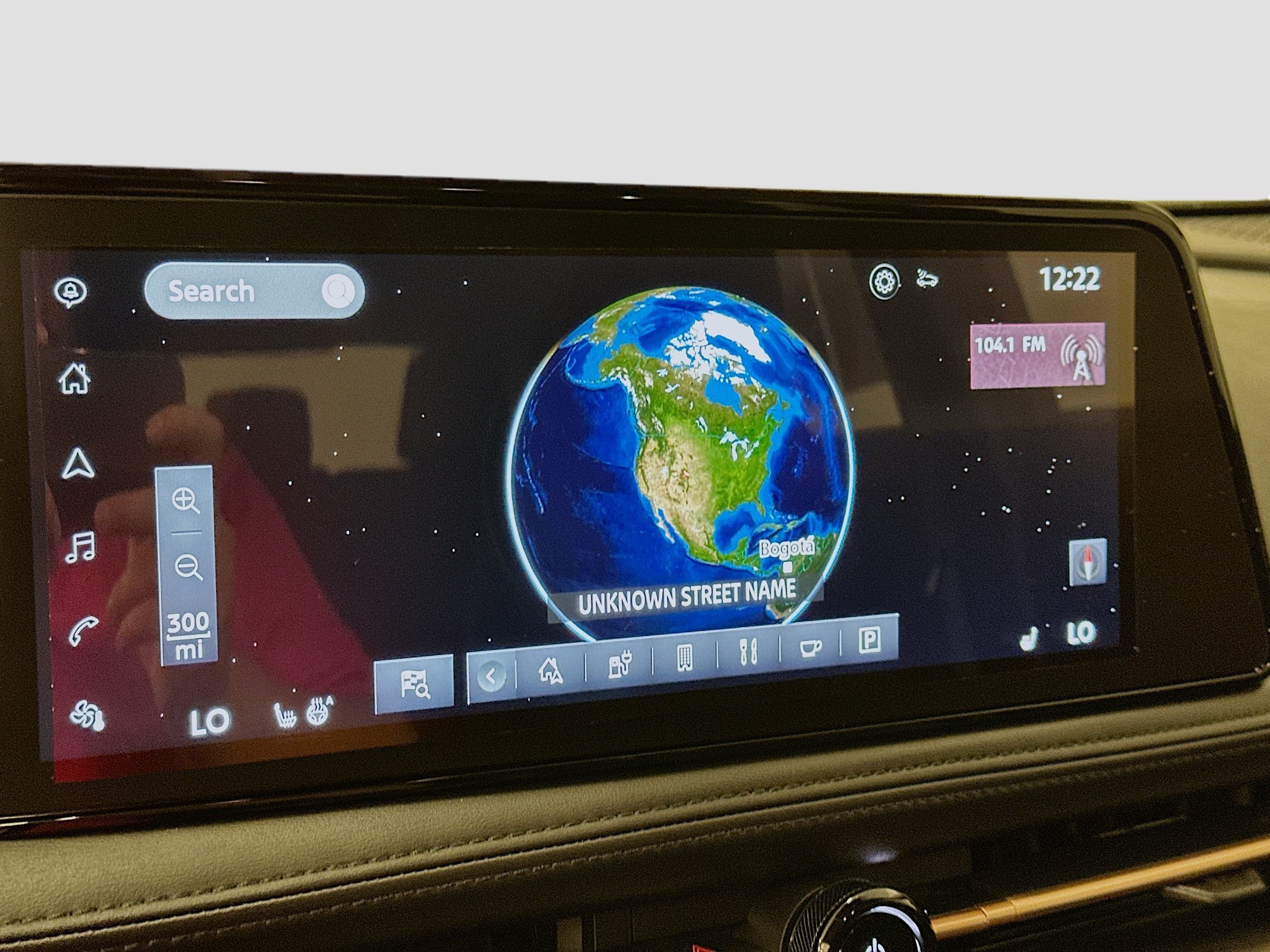 Used 2024 Nissan Ariya AWD image 22