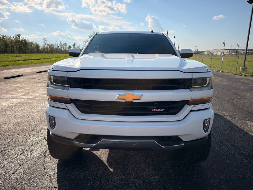 Used 2018 Chevrolet Silverado 1500 LT w/ All Star Edition AWD/4WD image 14