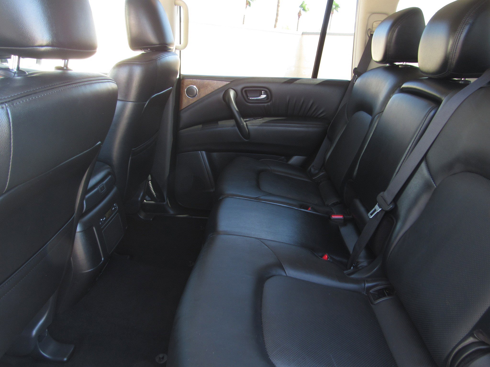 Used 2024 Nissan Armada SL image 15