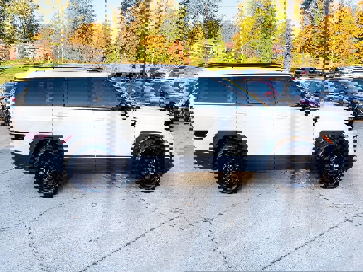 Used 2024 Hyundai Santa Fe XRT image 4