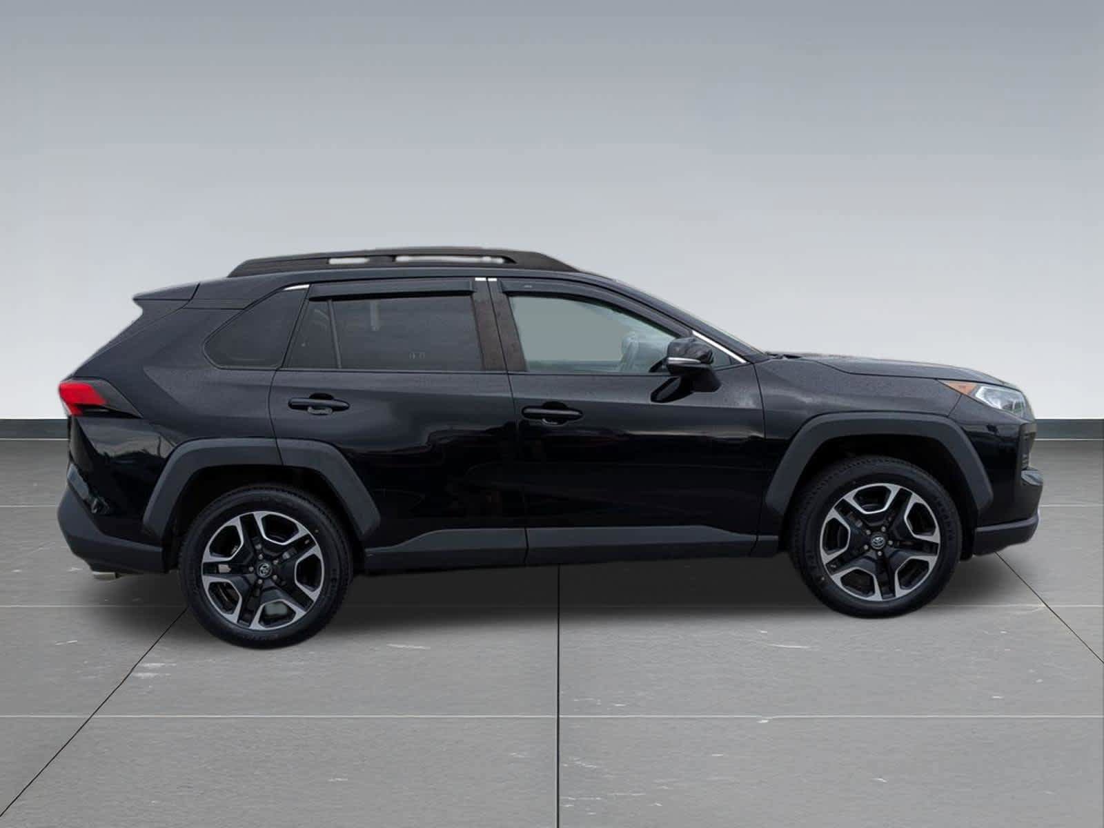 Used 2019 Toyota RAV4 Adventure w/ Cold Weather Package AWD/4WD image 7