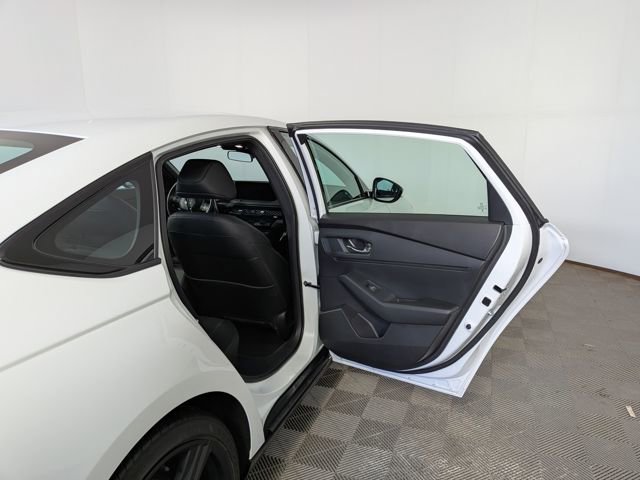 Used 2023 Honda Accord Sport image 34