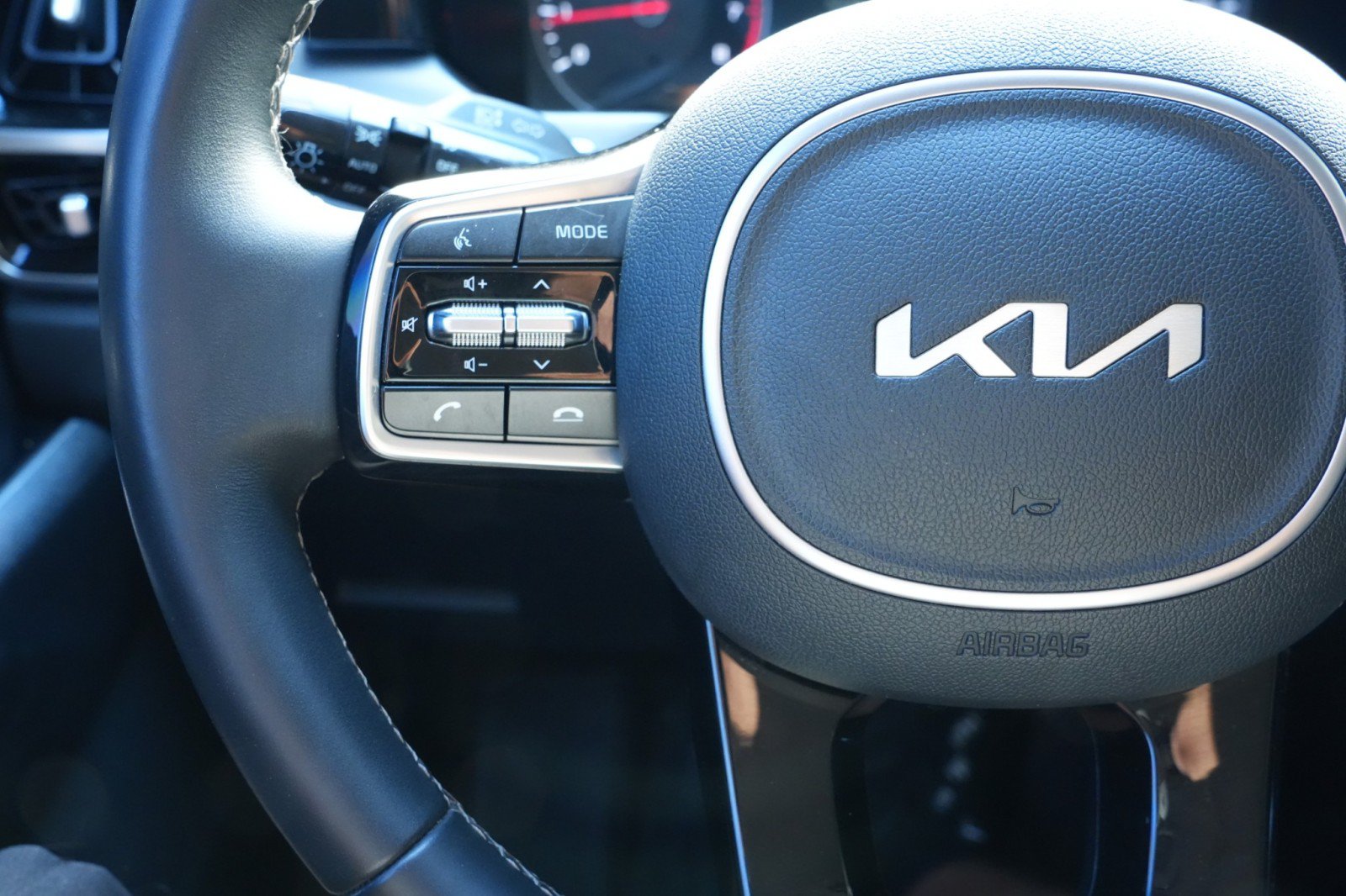 Used 2022 Kia Sorento SX FWD image 20