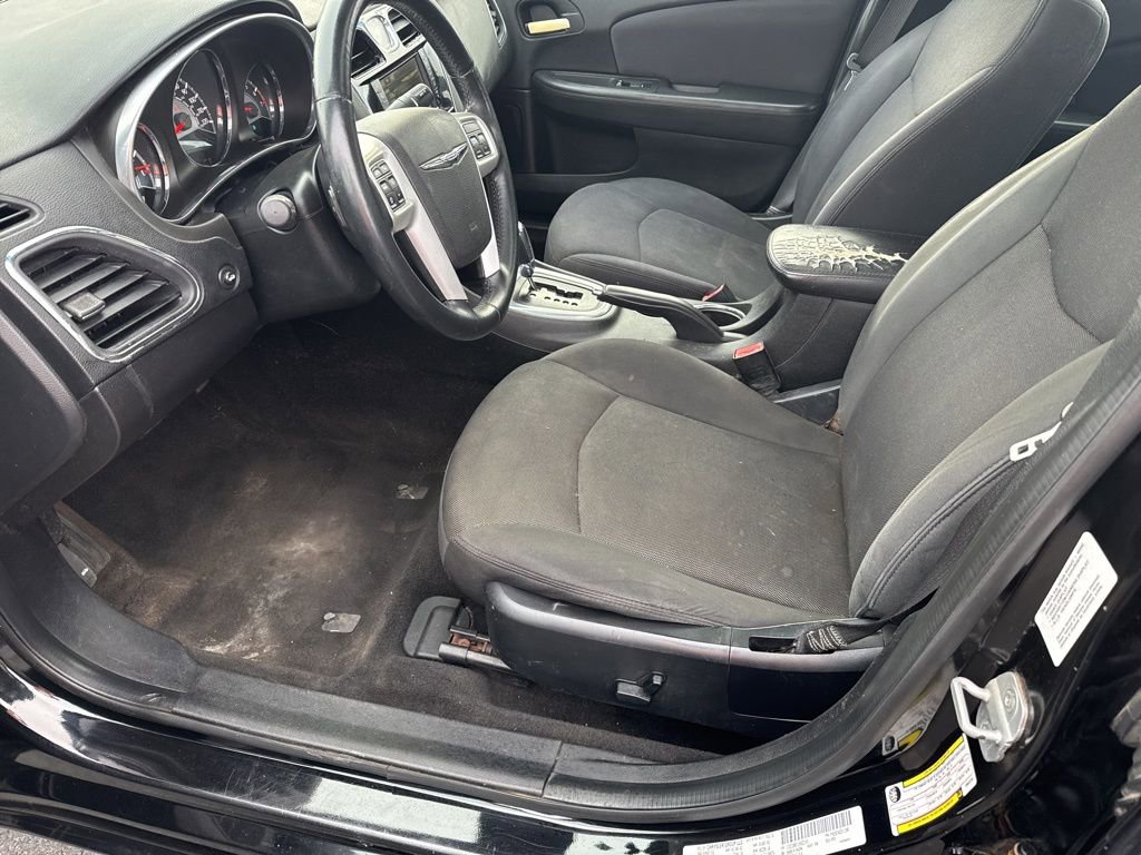 Used 2013 Chrysler 200 Touring w/ Cold Weather Group image 13