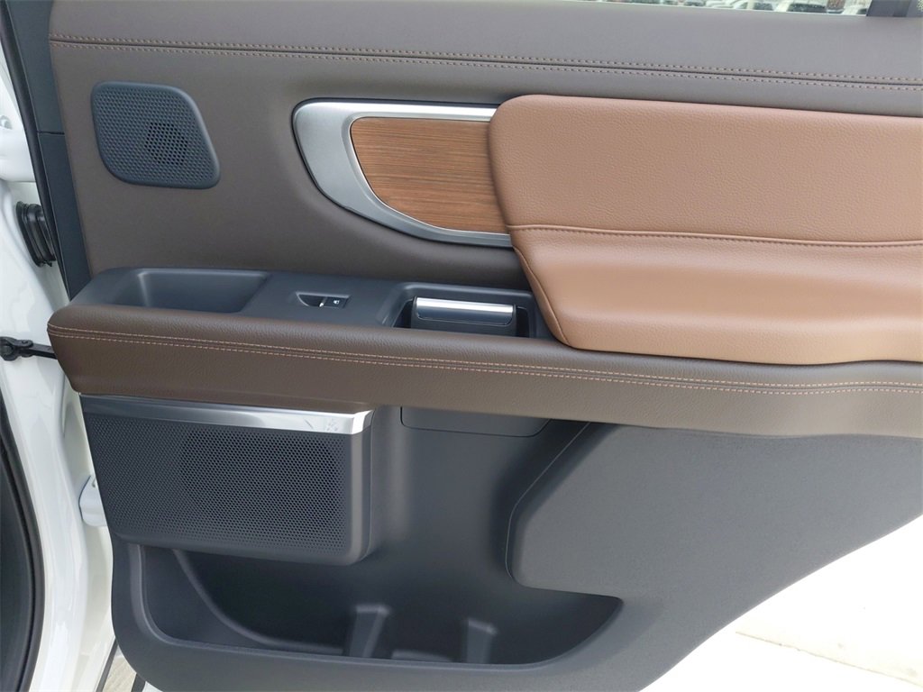 New 2025 Ford Expedition King Ranch image 22