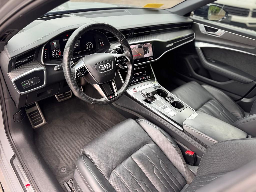 Used 2021 Audi RS 6 AWD/4WD image 15
