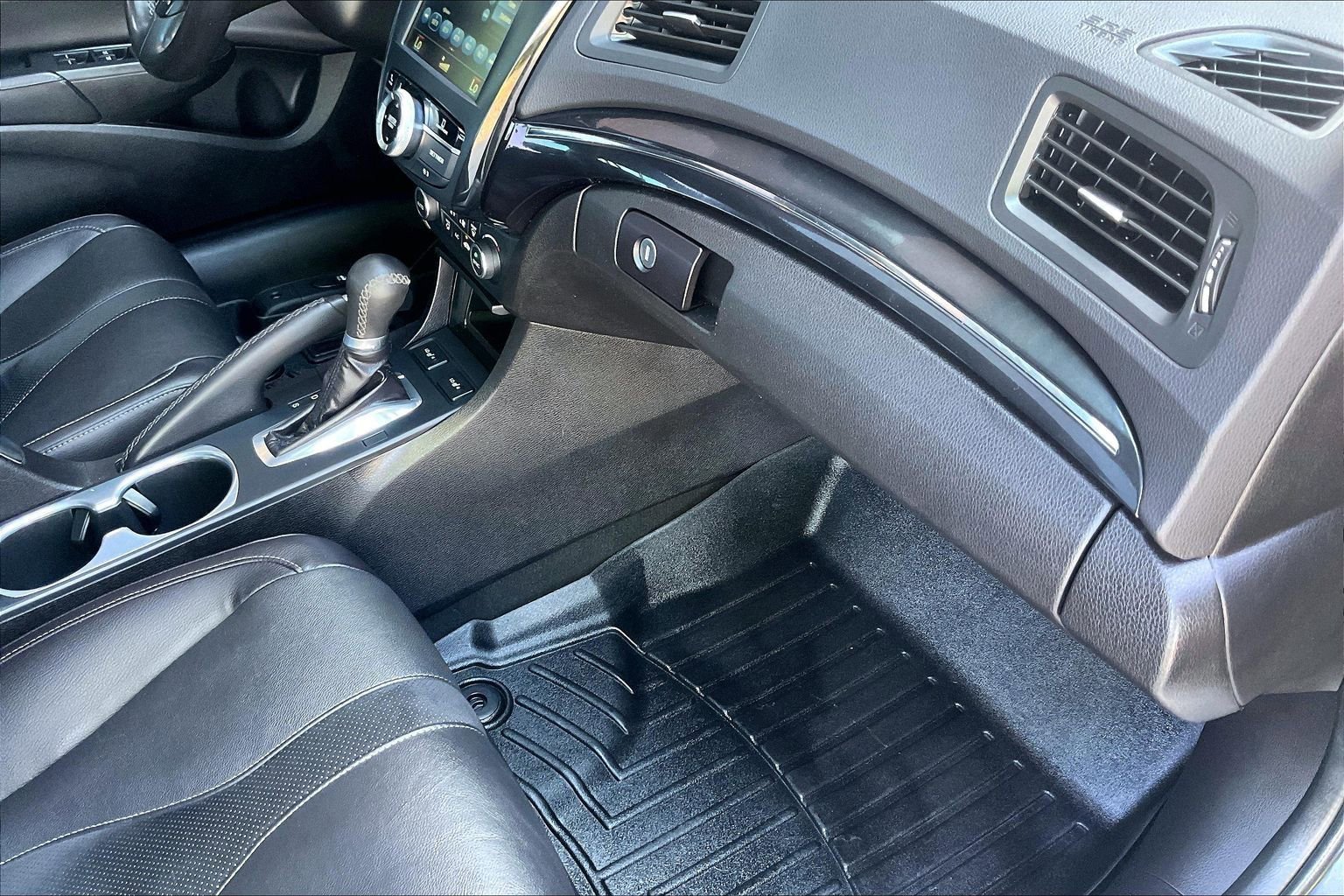 Used 2022 Acura ILX FWD image 19