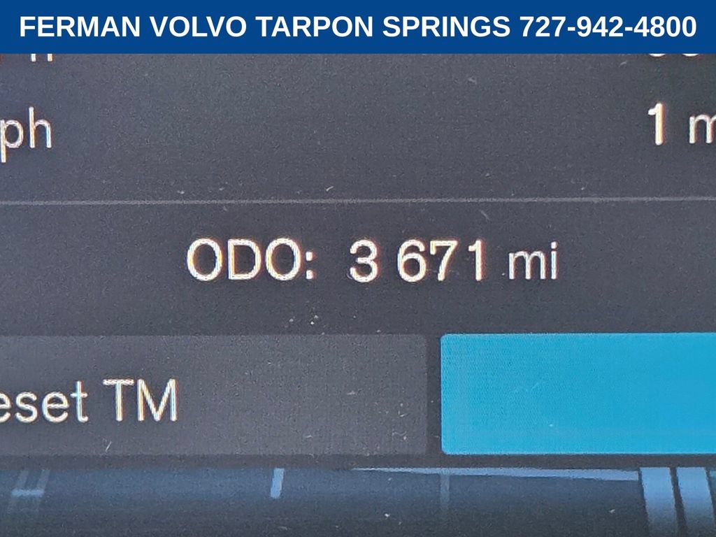 New 2026 Volvo XC60 B5 Core w/ Protection Package Premier AWD/4WD image 36