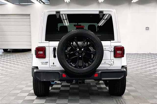 Used 2021 Jeep Wrangler Unlimited Sahara image 4