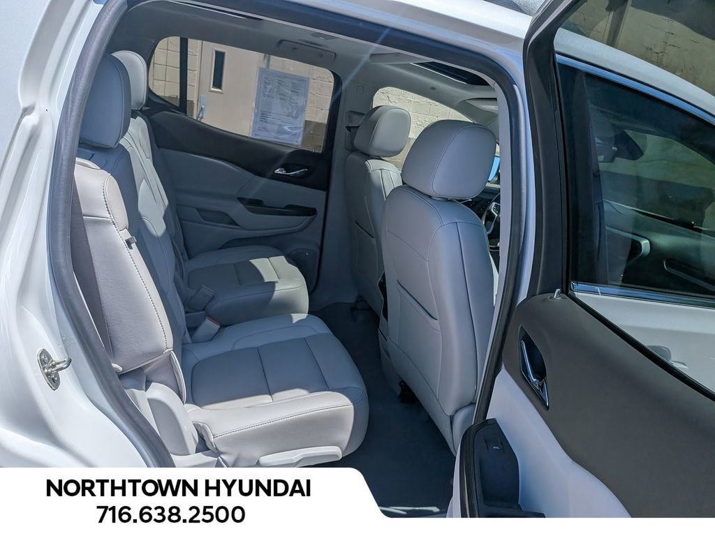 Used 2021 GMC Acadia SLT w/ Technology Package AWD/4WD image 40