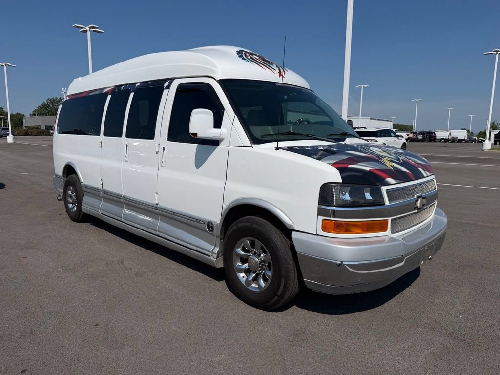 Used 2011 Chevrolet Express 3500 LT w/ LT Preferred Equipment Group RWD image 4