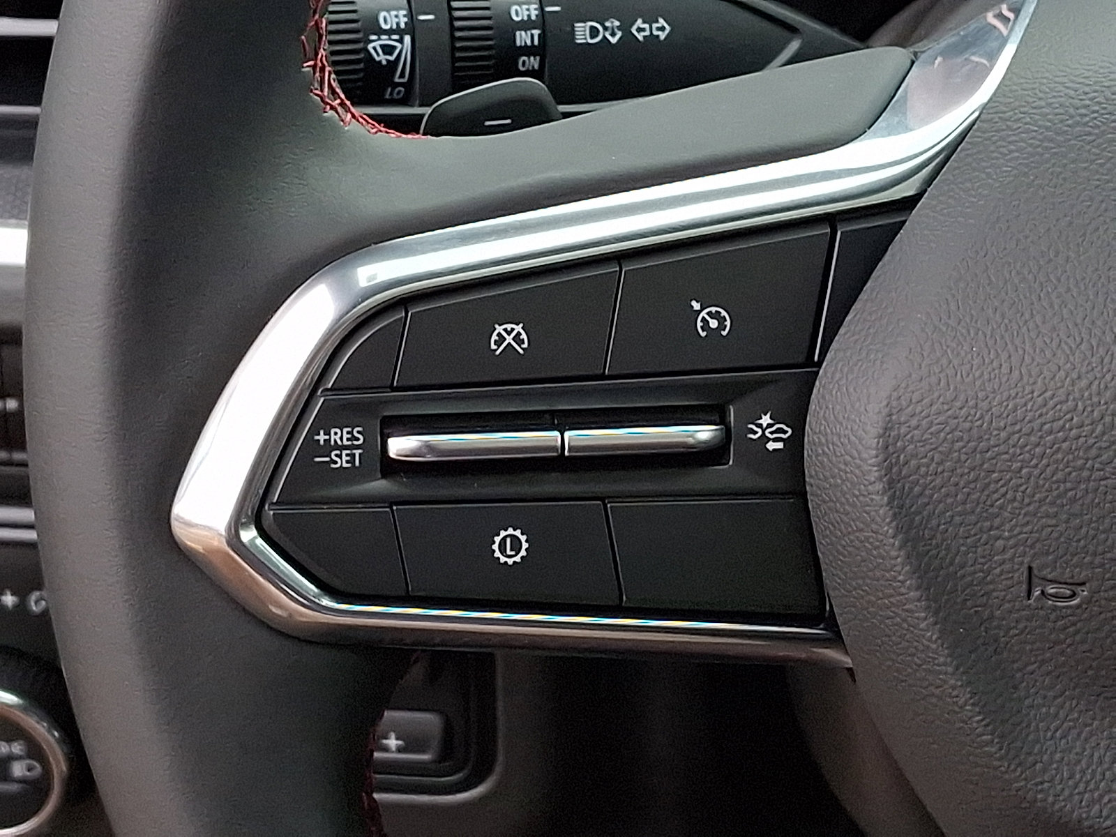 Used 2025 Chevrolet Tahoe RST w/ Sun And Tow Package image 24