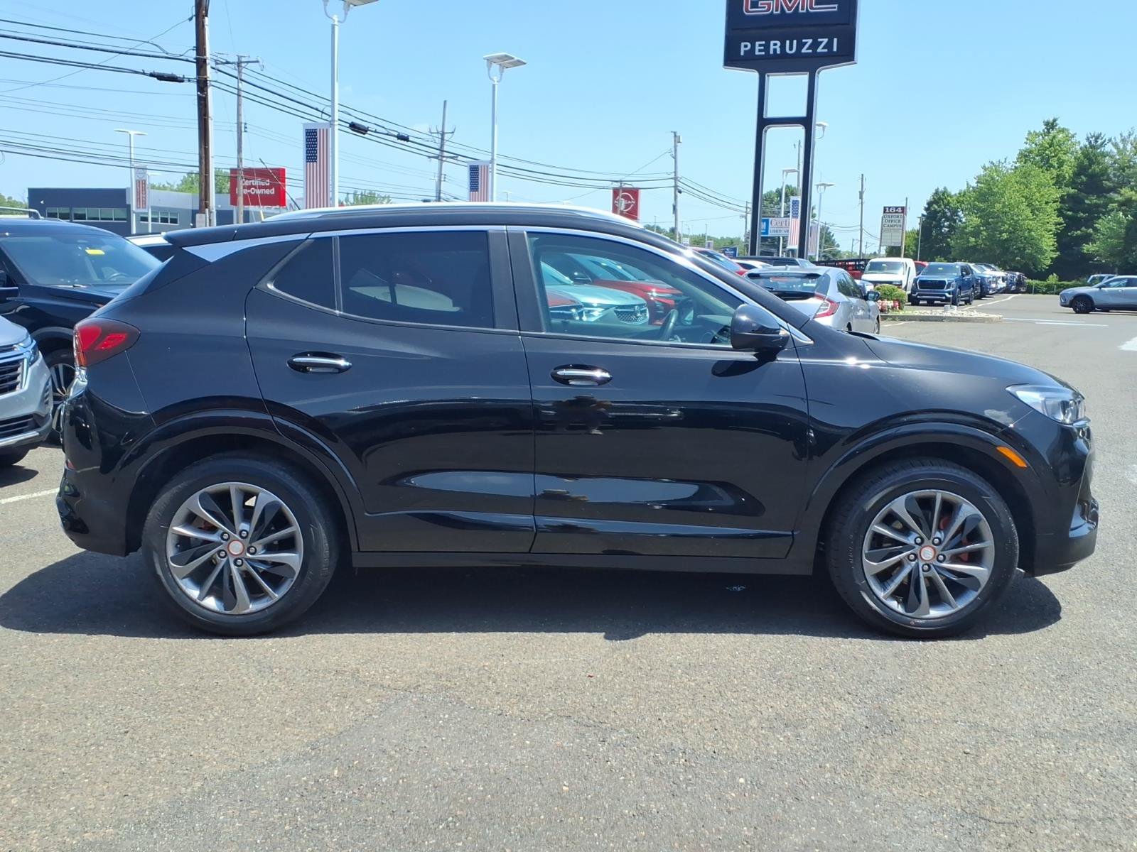 Certified 2023 Buick Encore GX Select w/ Sport Touring Package FWD image 2