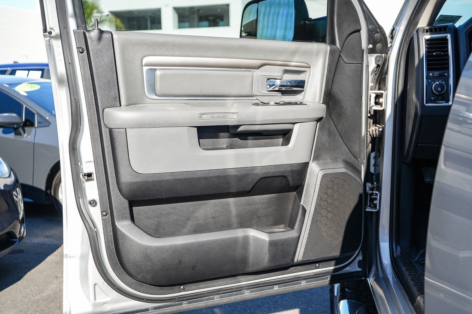 Used 2016 RAM 2500 Big Horn AWD/4WD image 23