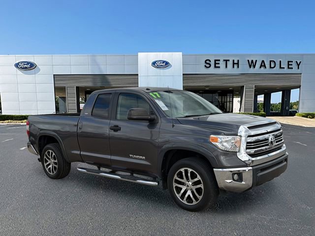 Used 2017 Toyota Tundra SR5 image 1