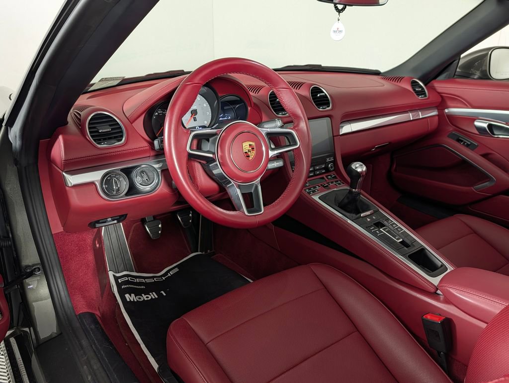 Certified 2024 Porsche 718 Boxster S image 4