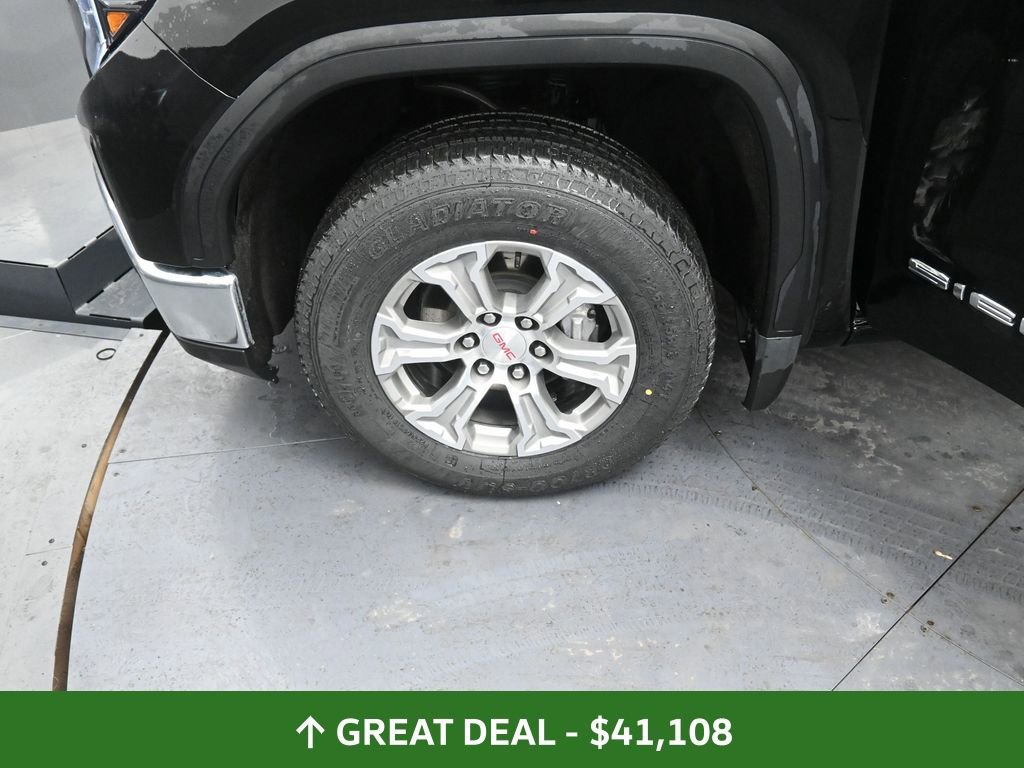 Used 2025 GMC Sierra 1500 SLT image 18