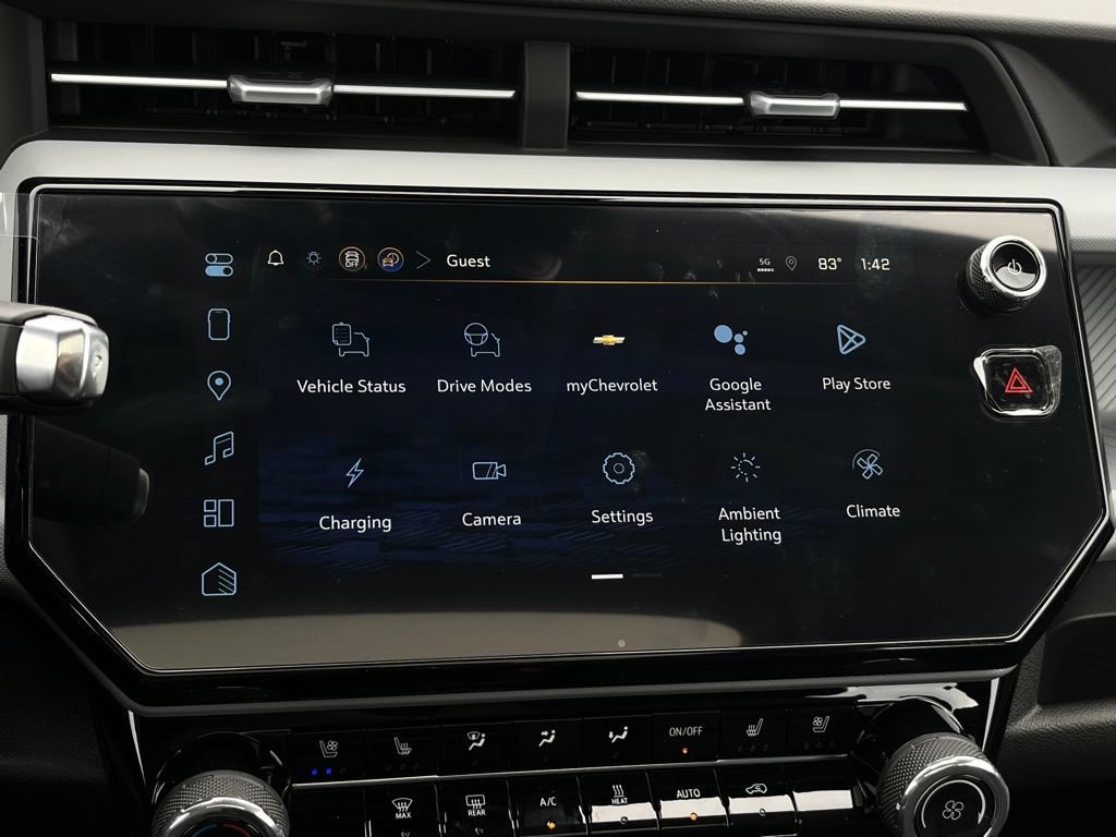 New 2027 Chevrolet Bolt RS w/ Technology Package FWD image 27