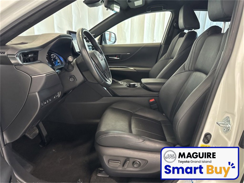 Used 2021 Toyota Venza Limited w/ Advanced Technology Package image 4