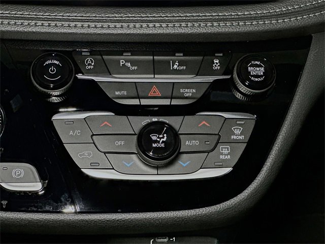 New 2026 Chrysler Pacifica Select image 10