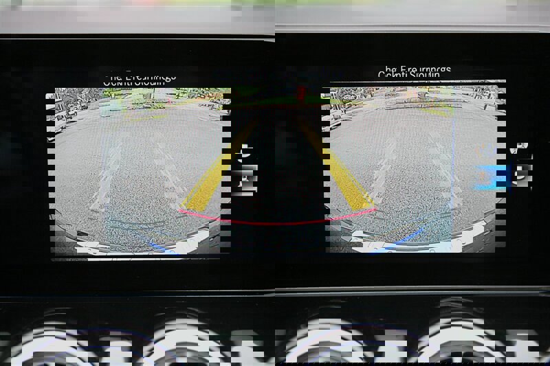 Used 2021 Mercedes-Benz GLA 250 4MATIC w/ Premium Package image 26