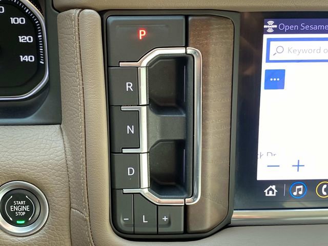 Used 2021 GMC Yukon Denali w/ Denali Premium Package image 30