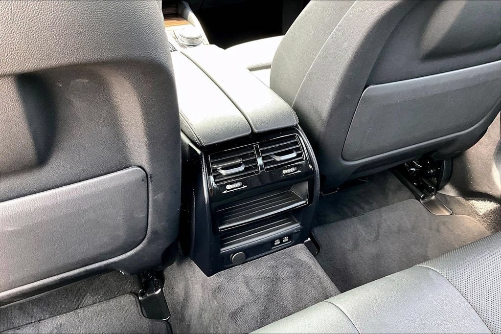 Used 2021 BMW 530i RWD image 32