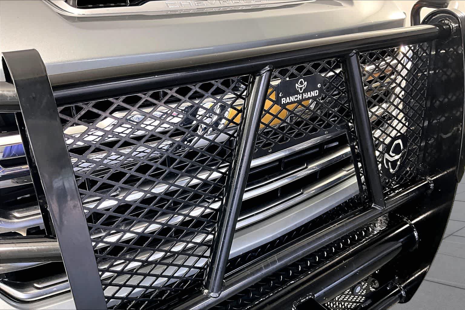 Used 2024 Chevrolet Silverado 2500 High Country w/ Technology Package AWD/4WD image 29