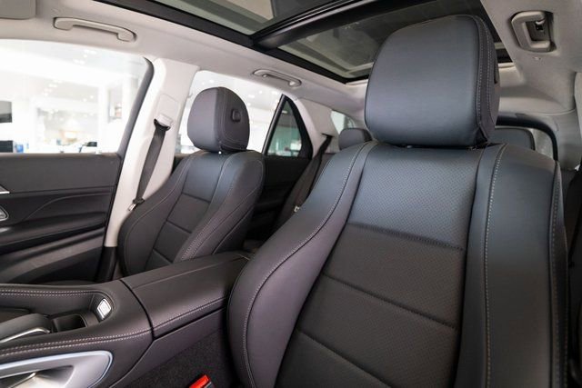New 2026 Mercedes-Benz GLE 450e 4MATIC image 5