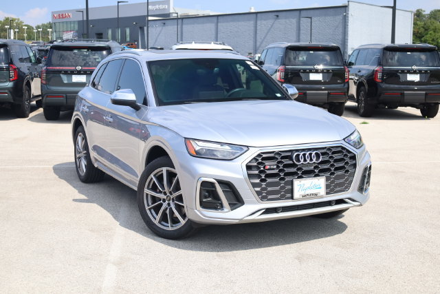 Used 2023 Audi SQ5 Premium Plus w/ Premium Plus Package AWD/4WD image 2