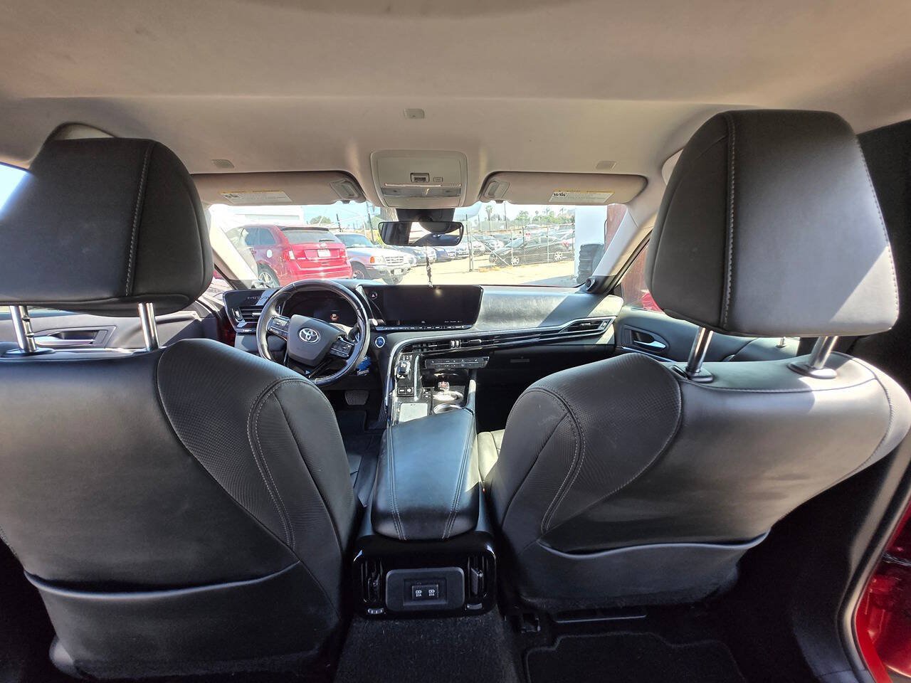 Used 2021 Toyota Mirai w/ Advanced Technology Package RWD image 32