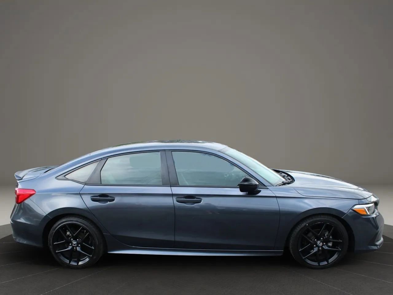 Used 2023 Honda Civic Sport image 5