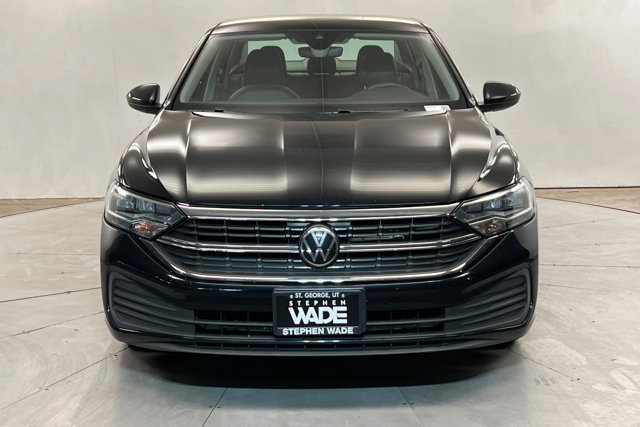 Used 2024 Volkswagen Jetta SE FWD image 8