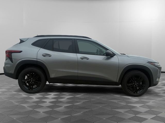 New 2026 Chevrolet Trax ACTIV w/ Driver Confidence Package FWD video 2